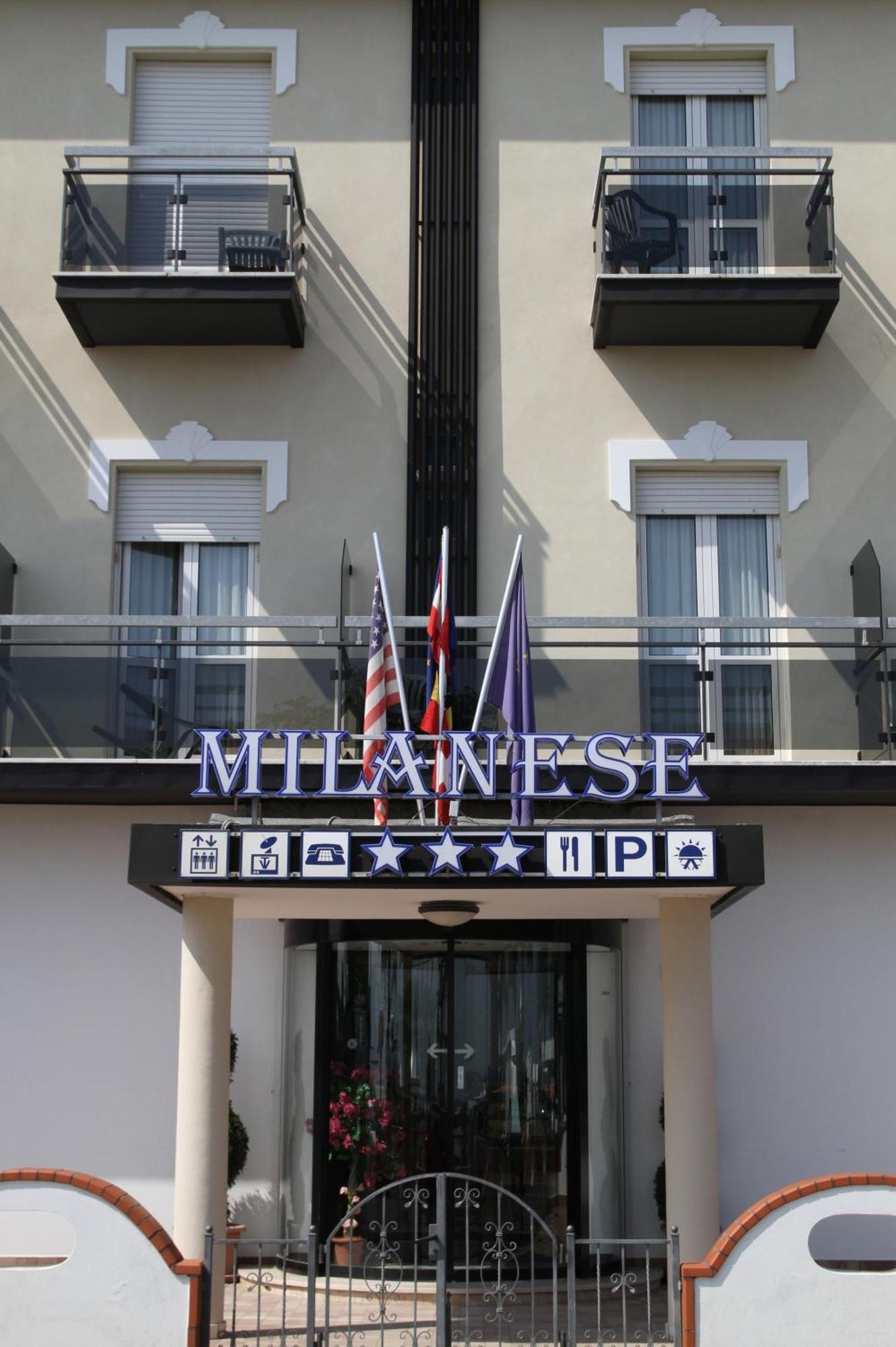 Hotel Milanese リミニ エクステリア 写真